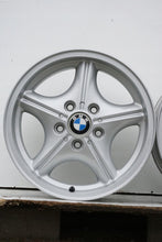 Load image into Gallery viewer, 4x Alufelge 16 Zoll 7.0" 5x120 46ET 1092260 BMW Rim Wheel FEL2481880387ra