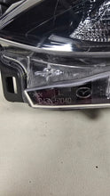 Laden Sie das Bild in den Galerie-Viewer, Frontscheinwerfer Mazda II D43N-51040 Full LED Ein Stück (Rechts oder Links)