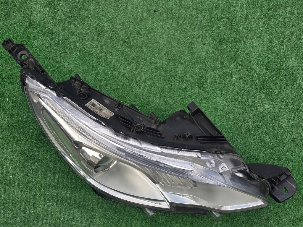 Frontscheinwerfer Peugeot 2008 9815403080 LED Rechts Scheinwerfer Headlight SCH9820750803jn