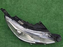 Laden Sie das Bild in den Galerie-Viewer, Frontscheinwerfer Peugeot 2008 9815403080 LED Rechts Scheinwerfer Headlight SCH9820750803jn