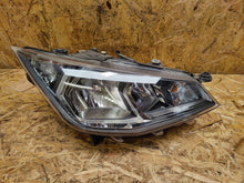 Laden Sie das Bild in den Galerie-Viewer, Frontscheinwerfer 6F1941006B Rechts Scheinwerfer Headlight