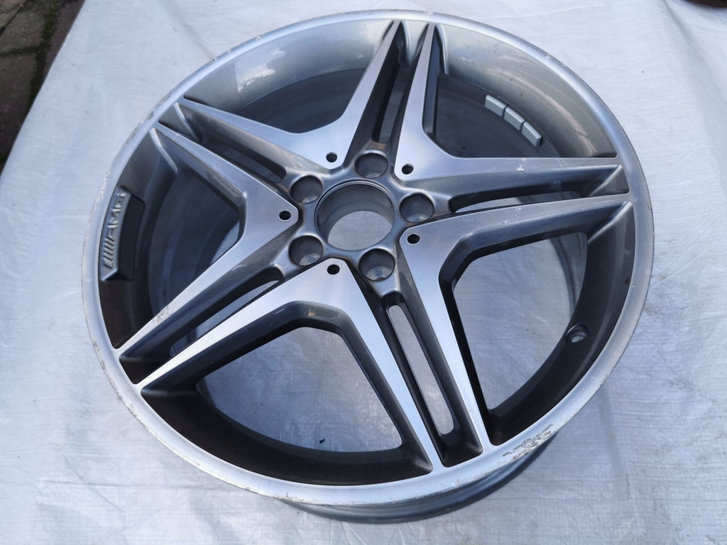 1x Alufelge 18 Zoll 7.5" 5x112 42ET Glanz Silber A1764010100 Mercedes-Benz W176