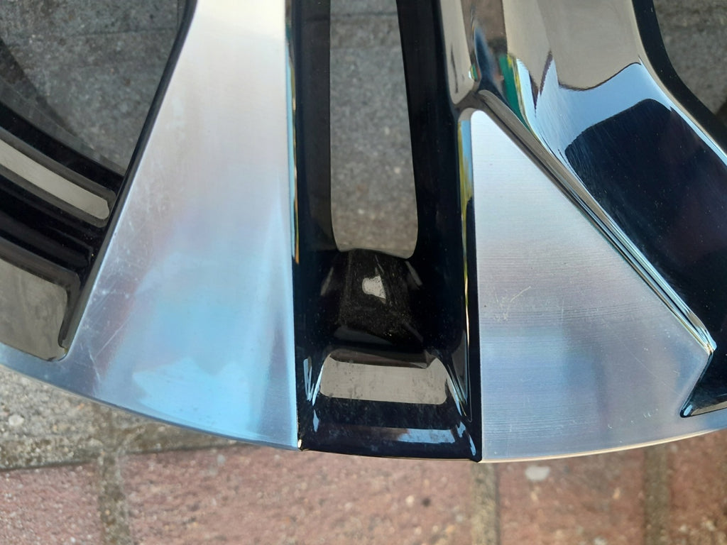 1x Alufelge 17 Zoll 6.5" 4x108 32ET Glanz Schwarz 9828186080 Peugeot 2008 FEL5090563208qy
