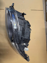 Laden Sie das Bild in den Galerie-Viewer, Frontscheinwerfer BMW 1 E88 E81 E82 E87 7170291-04 Links Scheinwerfer Headlight SCH5714379712pa