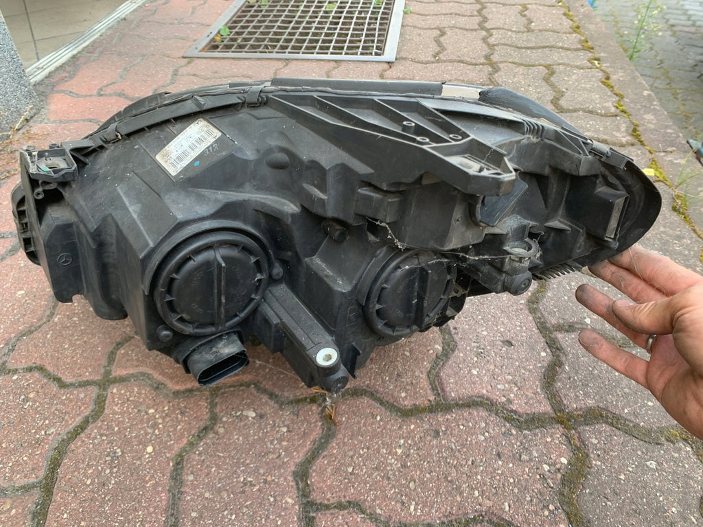 Frontscheinwerfer Mercedes-Benz W246 A2468200261 Rechts Scheinwerfer Headlight