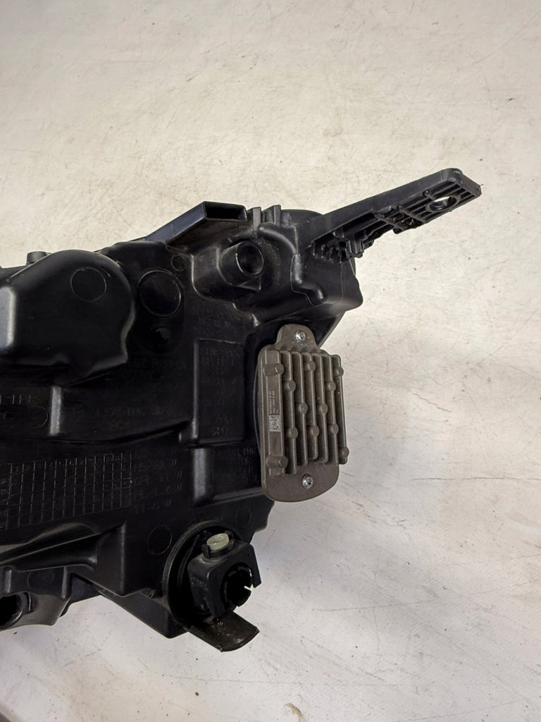 Frontscheinwerfer Ford Kuga III LV4B-13E016-AK LV4B13E016AKLV4B13E016AK Rechts SCH2166075629wj