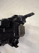 Laden Sie das Bild in den Galerie-Viewer, Frontscheinwerfer Ford Kuga III LV4B-13E016-AK LV4B13E016AKLV4B13E016AK Rechts SCH2166075629wj
