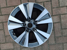 Laden Sie das Bild in den Galerie-Viewer, 1x Alufelge 17 Zoll 6.5" 5x114.3 45ET Glanz N50701 Nissan Pulsar Rim Wheel FEL1895887201uy