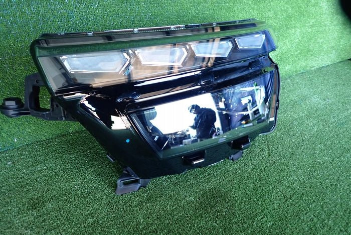Frontscheinwerfer Skoda Kamiq 657841015 Links Scheinwerfer Headlight SCH2592659269hv
