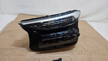Laden Sie das Bild in den Galerie-Viewer, Frontscheinwerfer Audi E-Tron 85H941039R LED Ein Stück (Rechts oder Links) SCH5305429936yn