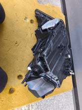 Laden Sie das Bild in den Galerie-Viewer, Frontscheinwerfer Audi A6 C8 4K0941033 Links Scheinwerfer Headlight SCH6099505983gc