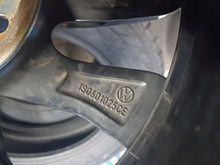 Load image into Gallery viewer, 1x Alufelge 15 Zoll 5.5" 4x100 41ET 1S0601025CE VW Up Rim Wheel FEL9139325127lx