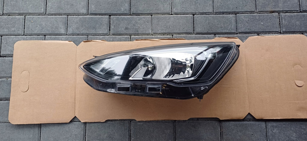 Frontscheinwerfer Ford Focus JX7B13W030CE Links Scheinwerfer Headlight SCH9171277188xo