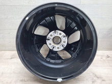 Laden Sie das Bild in den Galerie-Viewer, 1x Alufelge 17 Zoll 7.5" 5x112 27ET Glanz Graphit 6868047 BMW 5 G31 G30 Mg FEL5393230165gb