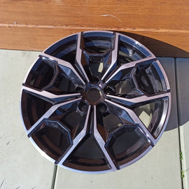 1x Alufelge 19 Zoll 7.5