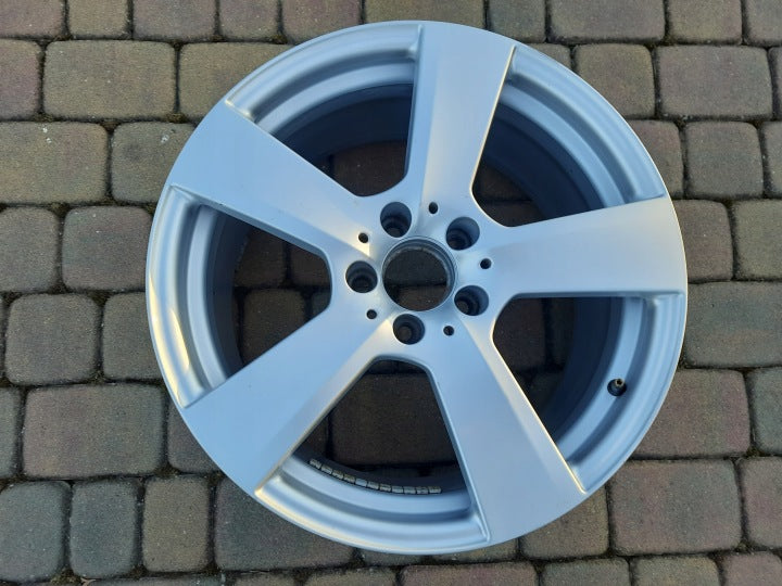 1x Alufelge 18 Zoll 8.5" 5x112 49ET Silber A2074010502 Mercedes-Benz Coupe FEL5616726831hz