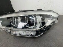 Laden Sie das Bild in den Galerie-Viewer, Frontscheinwerfer BMW 1 F21 F20 873869101 Links Scheinwerfer Headlight SCH2897788552da