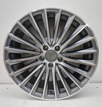 Laden Sie das Bild in den Galerie-Viewer, 1x Alufelge 19 Zoll A2064011900 Mercedes-Benz W206 Rim Wheel