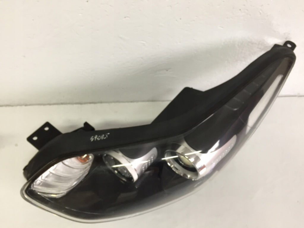 Frontscheinwerfer Kia Sportage IV 92102-F1110 92101-F1110 Xenon Ein Satz SCH9560126789nr