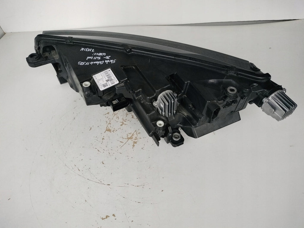 Frontscheinwerfer Skoda Octavia 5e3 IV 5E4941016A Full LED Rechts Headlight SCH6556771853qc