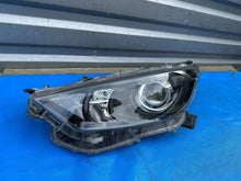 Load image into Gallery viewer, Frontscheinwerfer Toyota 4 Yaris Ein Stück (Rechts oder Links) Headlight