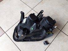 Load image into Gallery viewer, Frontscheinwerfer Dacia Duster 260100156R Rechts Scheinwerfer Headlight SCH7106213297ex