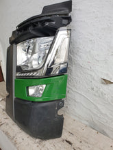 Laden Sie das Bild in den Galerie-Viewer, Frontscheinwerfer Renault 82276662 Links Scheinwerfer Headlight SCH3064859878cl