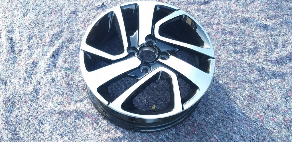 1x Alufelge 15 Zoll 4.5" 4x100 35ET Glanz Silber B000908277 Peugeot 108 FEL5400836284pf