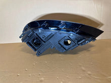 Laden Sie das Bild in den Galerie-Viewer, Frontscheinwerfer VW Touran 5TB941036B Full LED Rechts Scheinwerfer Headlight SCH4031338447vf