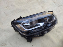 Laden Sie das Bild in den Galerie-Viewer, Frontscheinwerfer Toyota Proace City 9835780580- Rechts Scheinwerfer Headlight SCH9817554029ts