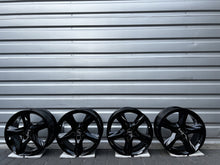 Laden Sie das Bild in den Galerie-Viewer, 4x Alufelge 18 Zoll 8.0&quot; 5x112 39ET Audi A3 Rim Wheel