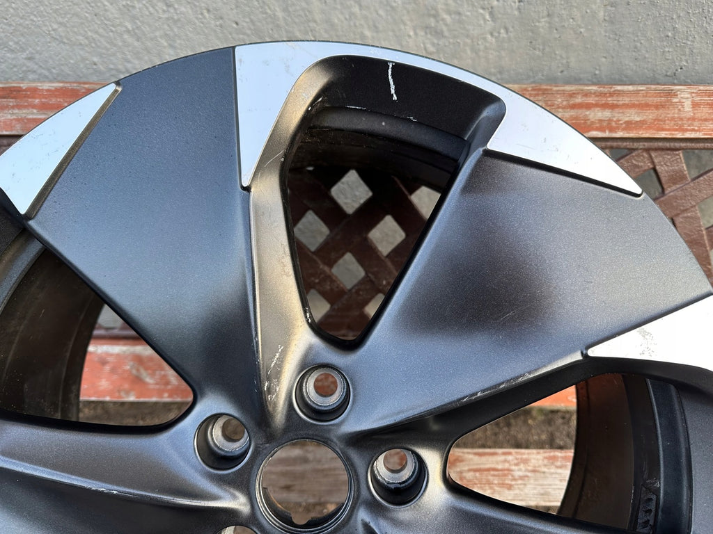 1x Alufelge 19 Zoll 7.5" 5x112 50ET 10E601025M Cupra Leon Born Rim Wheel