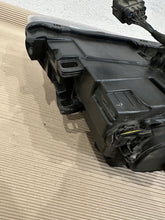 Load image into Gallery viewer, Frontscheinwerfer Volvo S60 V60 31420261 Xenon Links Scheinwerfer Headlight SCH9685717816vy