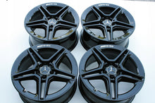 Laden Sie das Bild in den Galerie-Viewer, 4x Alufelge 18 Zoll 7.5" 5x112 44ET Glanz Schwarz A2054019500 Mercedes-Benz Vito FEL8998317033wt