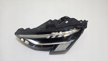 Laden Sie das Bild in den Galerie-Viewer, Frontscheinwerfer Audi A3 8Y0941035 LED Links Scheinwerfer Headlight SCH7966351727pp