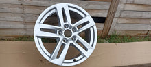 Load image into Gallery viewer, 1x Alufelge 17 Zoll 7.0&quot; 5x112 42ET 8W0601025P Audi A4 B9 Rim Wheel