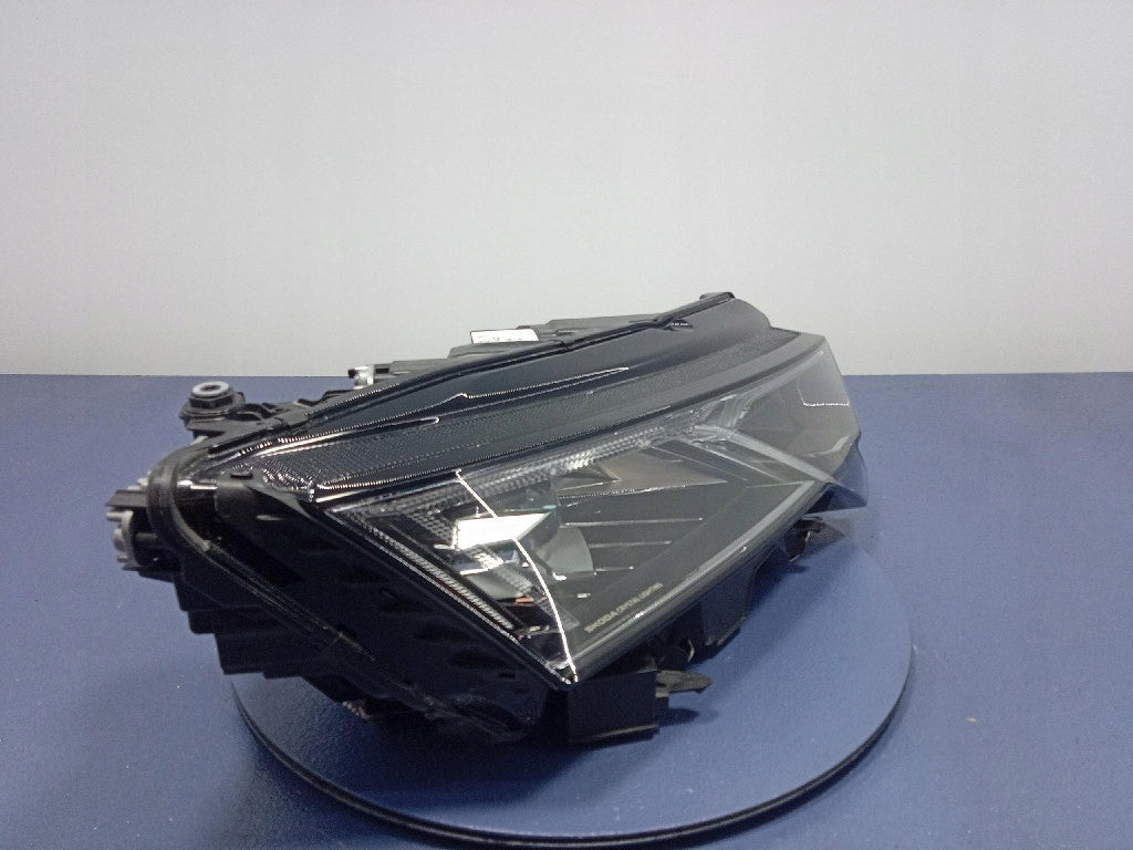 Frontscheinwerfer Skoda Octavia IV 5E4941022 Rechts Scheinwerfer Headlight SCH6872732734ef