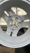 Load image into Gallery viewer, 1x Alufelge 16 Zoll 6.5" 5x110 Glanz Silber 5063656 Saab I Rim Wheel FEL6342451243jj