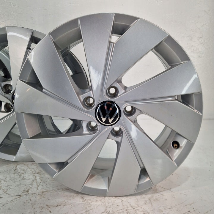 4x Alufelge 17 Zoll 6.5" 5x112 46ET Glanz Silber 5H0601025B VW I Rim Wheel FEL8871597977bj