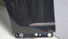 Laden Sie das Bild in den Galerie-Viewer, Kotflügel Mercedes-Benz W204 C197 JKM15511 Vorne Links