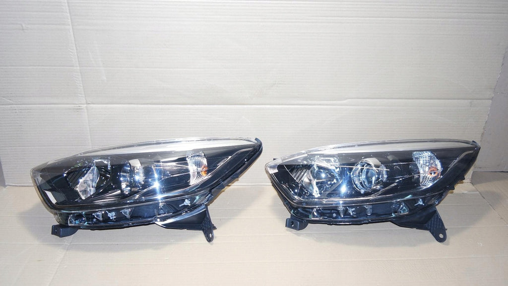 Frontscheinwerfer Renault Captur 260609429R Links Scheinwerfer Headlight