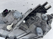 Laden Sie das Bild in den Galerie-Viewer, Frontscheinwerfer Seat Alhambra 7N5941006F Rechts Scheinwerfer Headlight SCH7811004834hp
