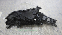 Load image into Gallery viewer, Frontscheinwerfer Toyota Yaris Full LED Links Scheinwerfer Headlight SCH8574897798wq