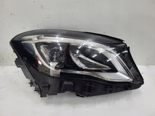 Laden Sie das Bild in den Galerie-Viewer, Frontscheinwerfer Mercedes-Benz Gla A1569067000 Rechts Scheinwerfer Headlight SCH8080917621ss