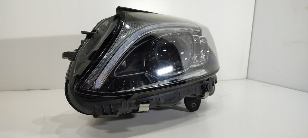 Frontscheinwerfer Mercedes-Benz W205 A2059061506KZ LED Links Headlight SCH8615249609nw