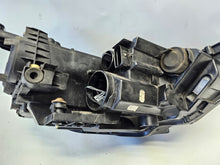 Load image into Gallery viewer, Frontscheinwerfer VW Passat B8 90049907 LED Links Scheinwerfer Headlight SCH9807382713qc