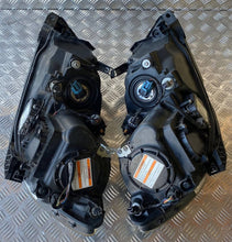 Laden Sie das Bild in den Galerie-Viewer, Frontscheinwerfer Honda Legend I Ein Stück (Rechts oder Links) Headlight SCH9323358188yi