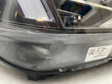 Laden Sie das Bild in den Galerie-Viewer, Frontscheinwerfer Hyundai Tucson 92102-D7700 LED Rechts Scheinwerfer Headlight