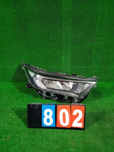 Load image into Gallery viewer, Frontscheinwerfer Toyota V Rechts Scheinwerfer Headlight SCH5754091886eq