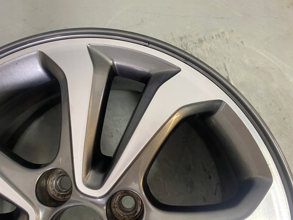 1x Alufelge 15 Zoll 6.0" 4x100 47ET Glanz Grau 52910-C8800 Hyundai I10 Mg